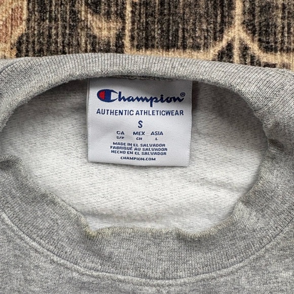 Champion Gray Notre Dame Sweatshirt with Blue Plaid Logo - Picture 2 of 2